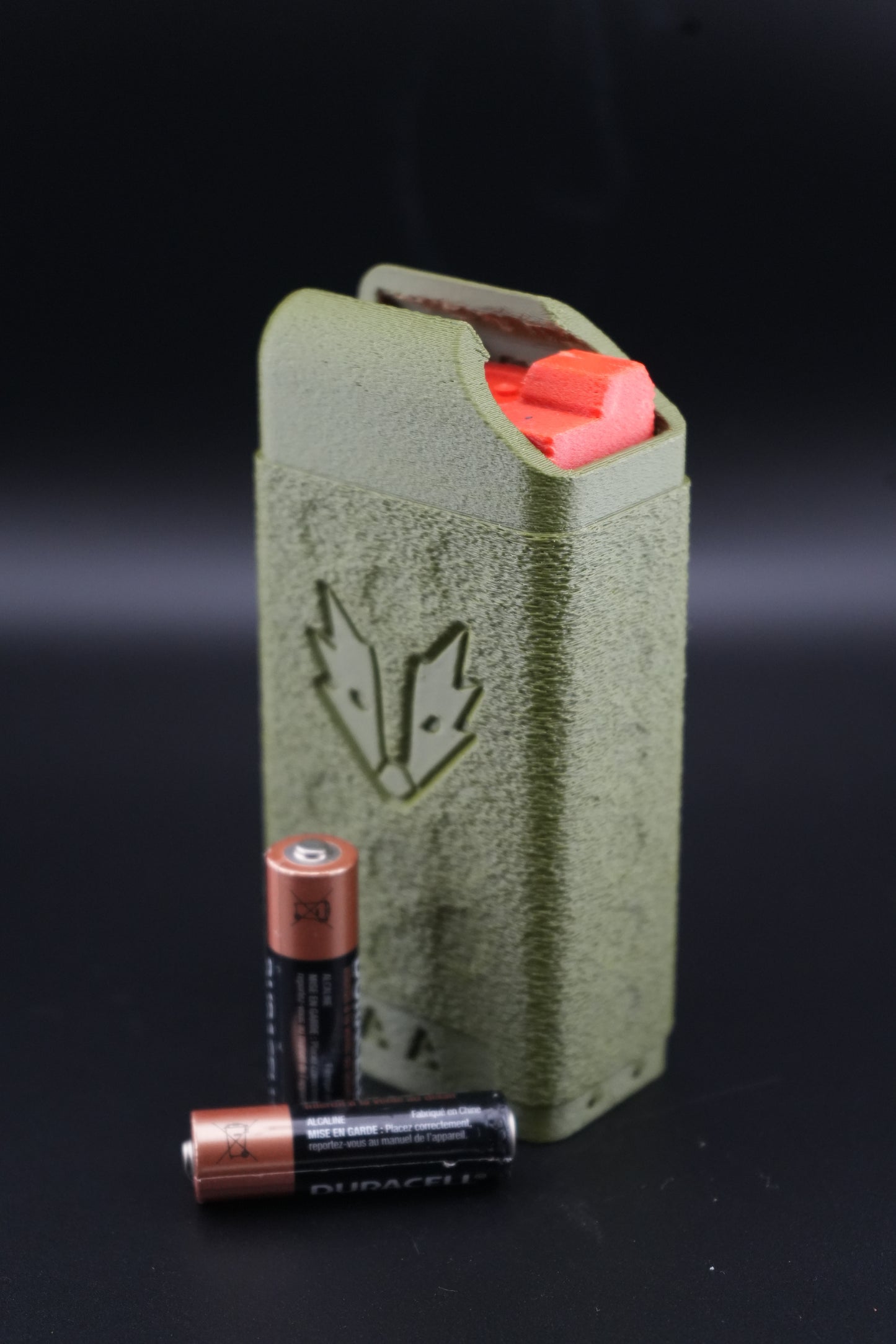 AA Battery Magazine